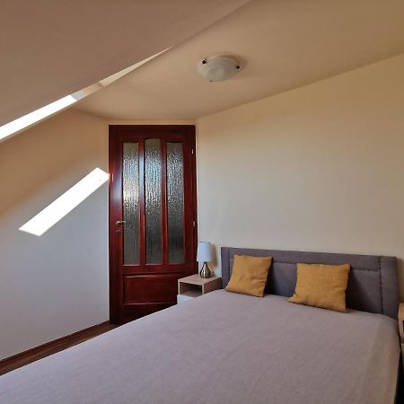 גיולה Galery Apartman מראה חיצוני תמונה